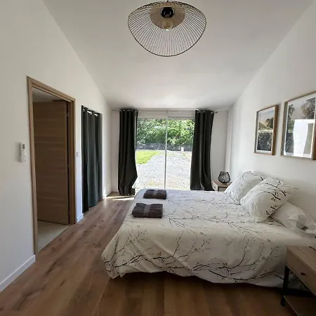 Maison La Sainte-victoire 빌라 *